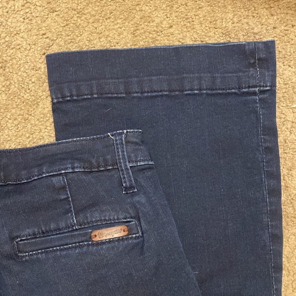 Wrangler Jeans - Picture 6 of 6